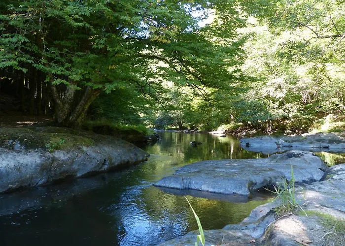بيت للعطل Au Bord De L'eau *