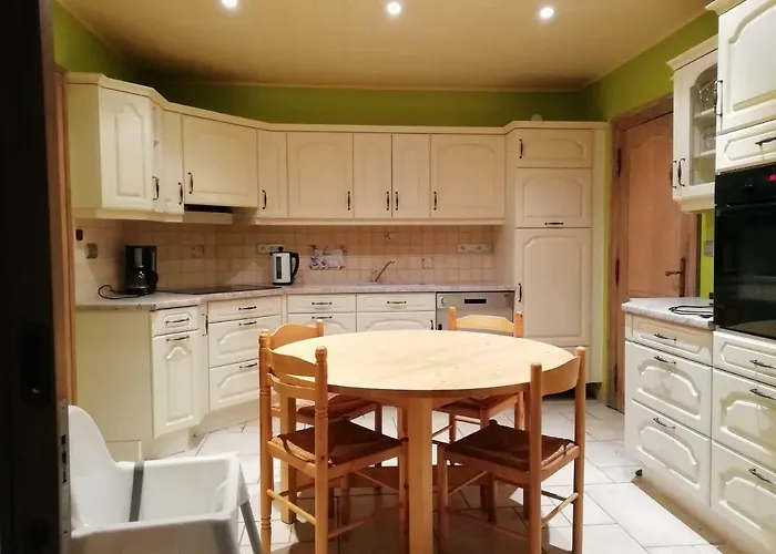 Au Bord De L'eau بيت للعطل