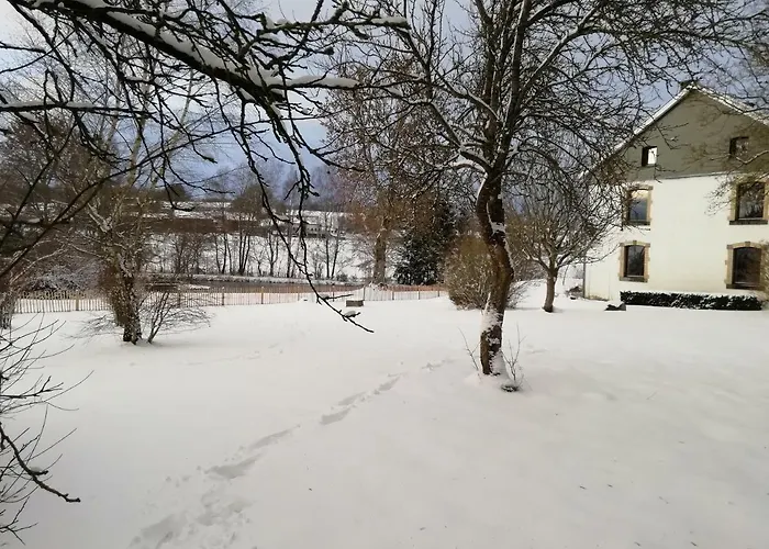بيت للعطل Au Bord De L'eau